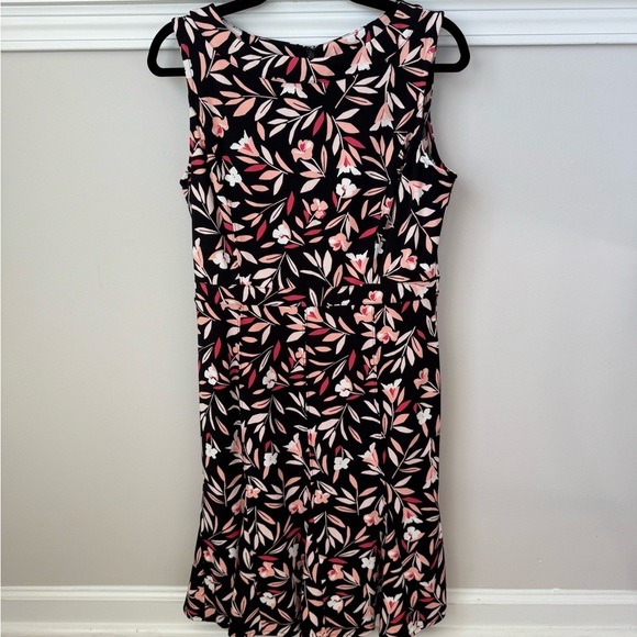 Talbots Sleeveless Floral Ruffle Hem Dress Back Zip Stretch Black Pink Sz 10P - Picture 1 of 10